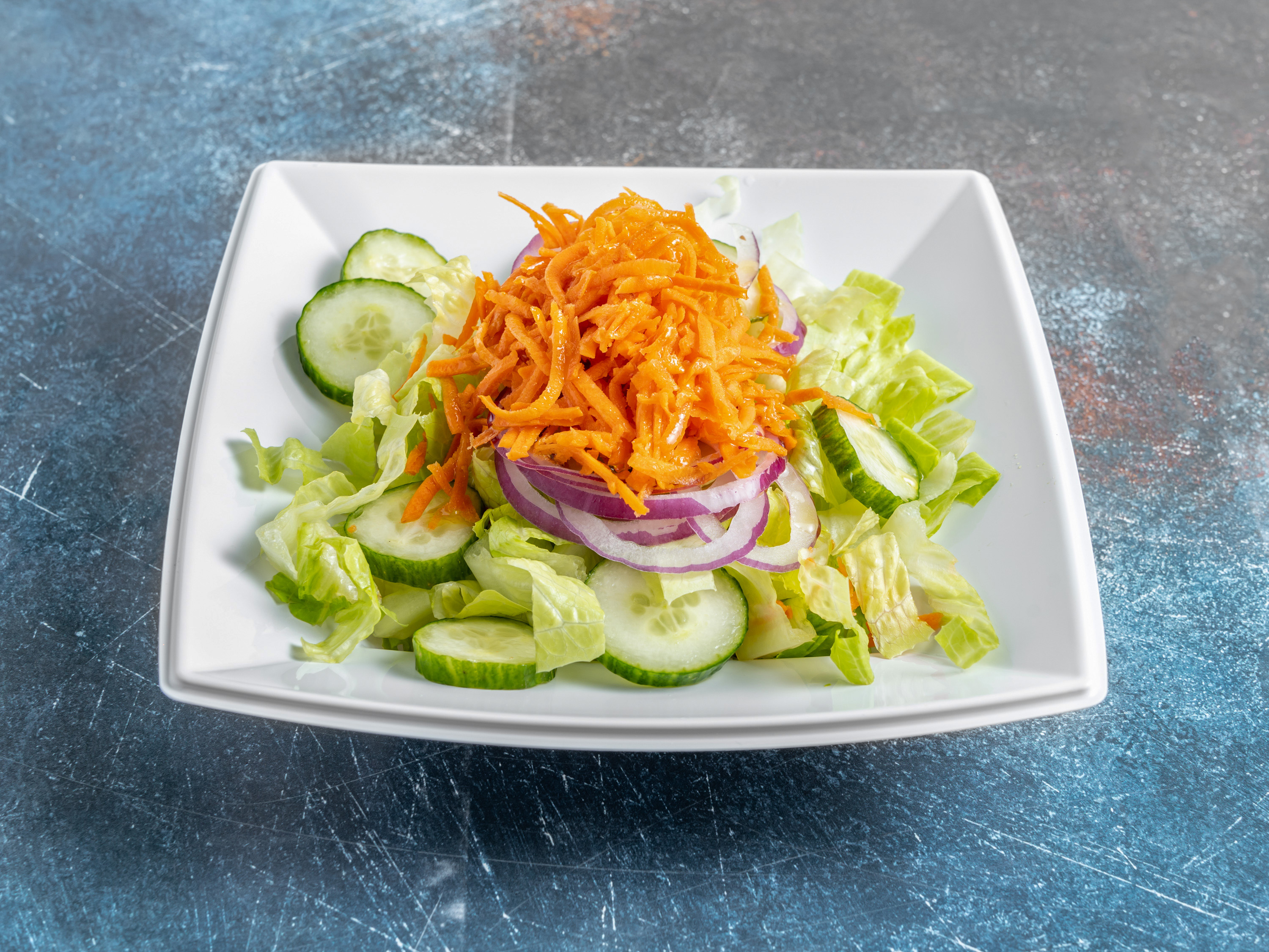 Order Israeli Salad food online from Gotta Getta Bagel store, Forest Hills on bringmethat.com