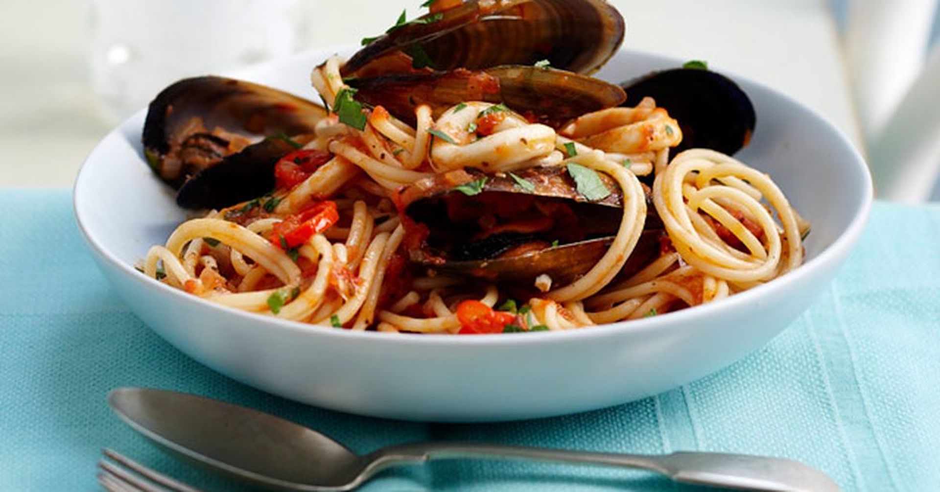 Order 40. Linguine Frutti di Mare food online from Fellini Cafe Of Media store, Media on bringmethat.com