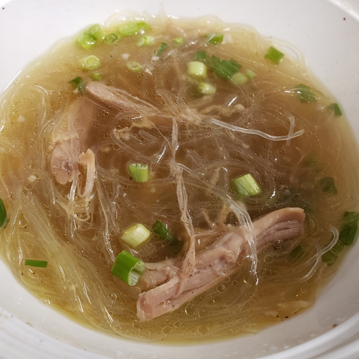 Order Chicken Sotanghon Soup food online from Hunny Beez store, Newberg on bringmethat.com