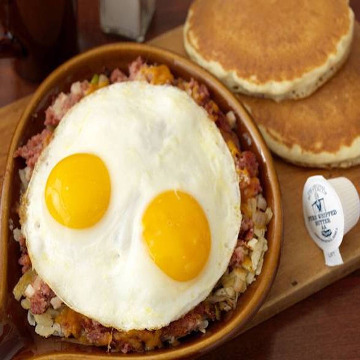 Order Corned Beef Hash Skillet food online from Deluxe Diner store, Chicago on bringmethat.com