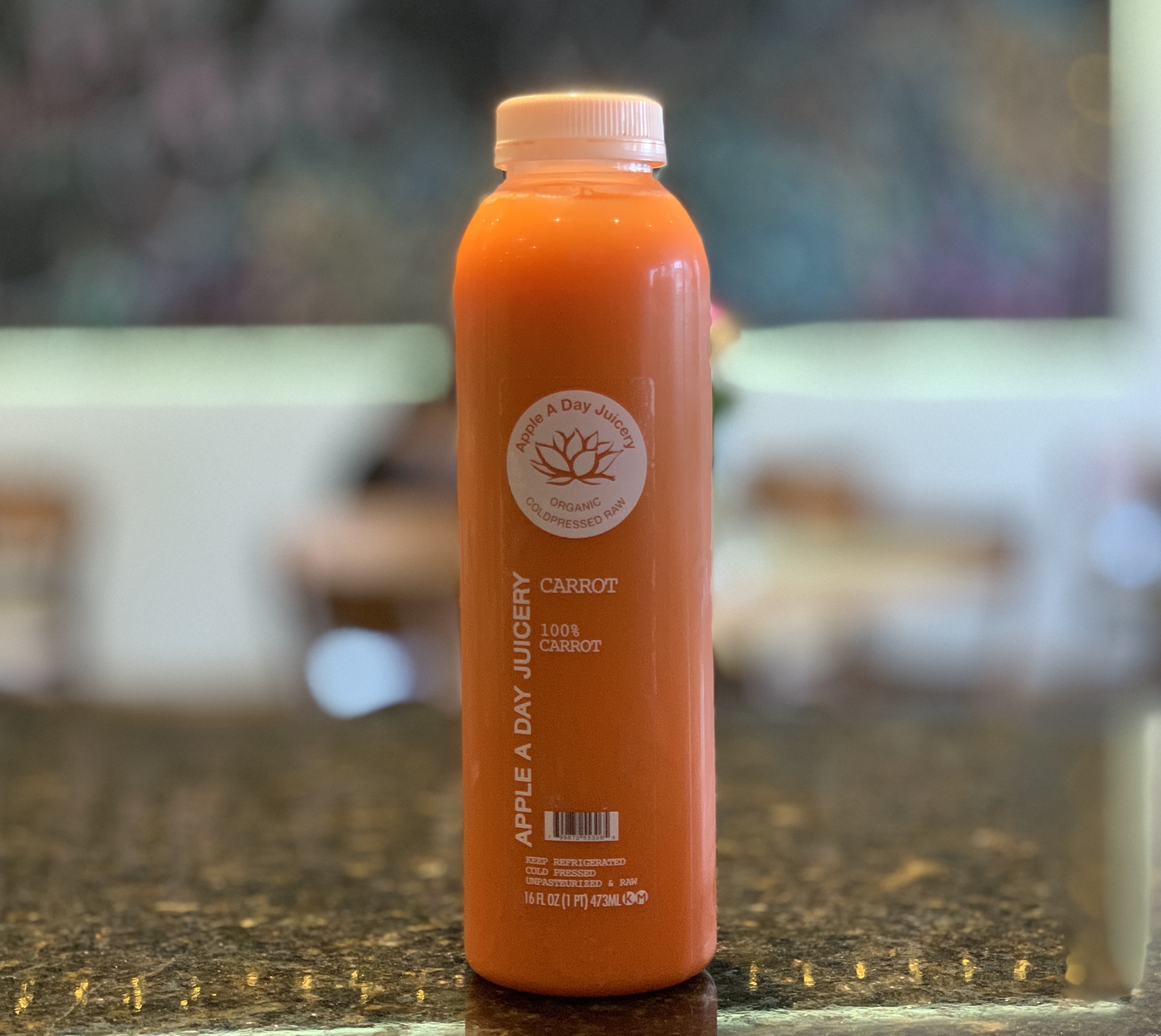 Order 100% Carrots Juice food online from Apple A Day Cafe store, Miami Beach on bringmethat.com