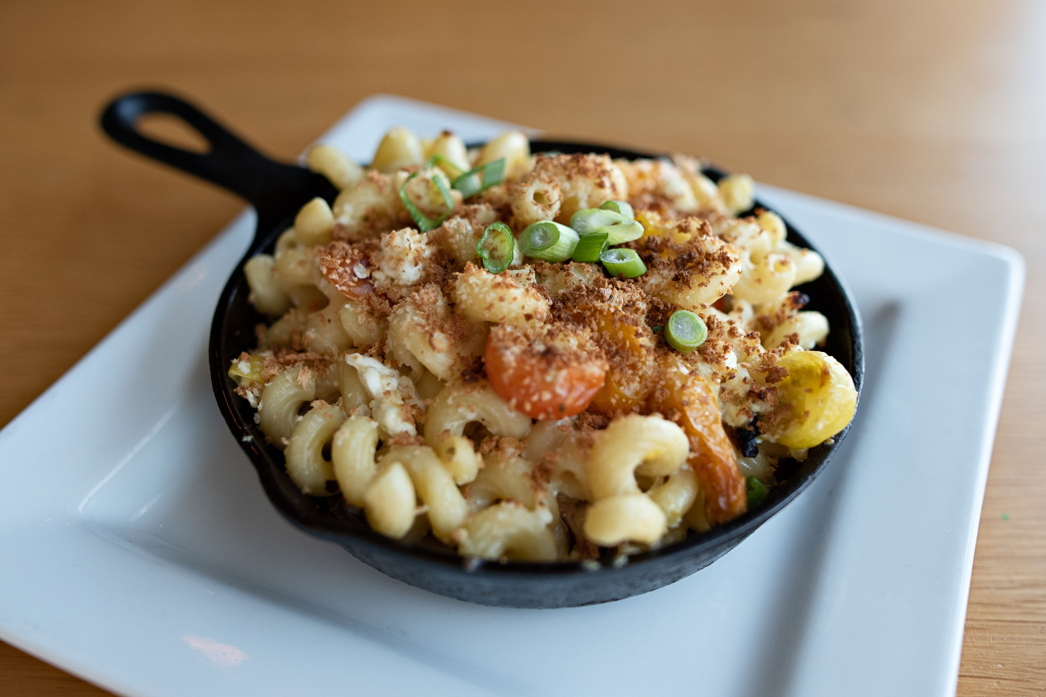 Order Veggie Skillet Mac and Cheese food online from Beerhead Bar & Eatery store, Westerville on bringmethat.com