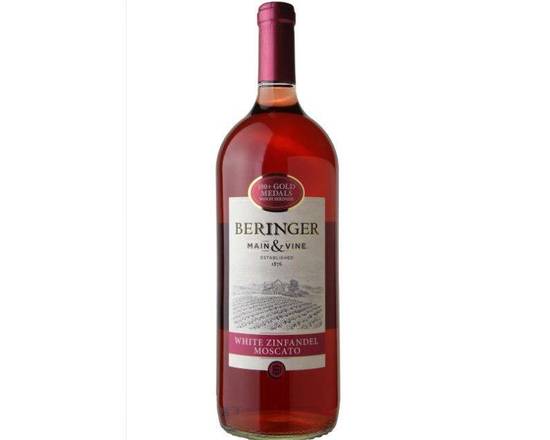 Order Beringer White Zinfandel California, 1.5L rose wine (10.0% ABV) food online from House Of Wine store, New Rochelle on bringmethat.com