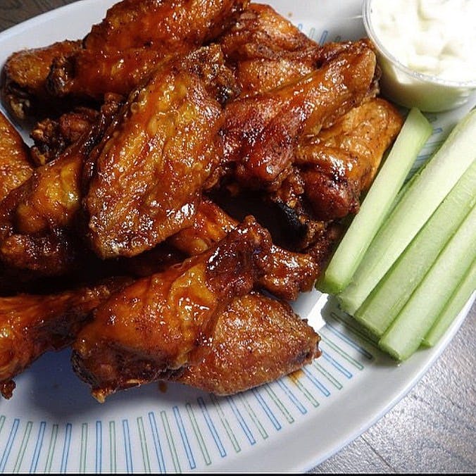 Order Wings - 10 Pieces food online from Slice store, Philadelphia on bringmethat.com