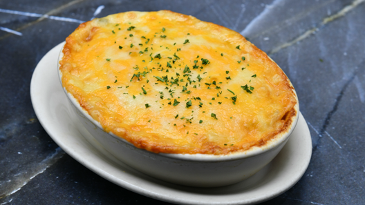 Order Smoked Gouda & Bacon Au Gratin Potatoes food online from Morton The Steakhouse store, Pittsburgh on bringmethat.com