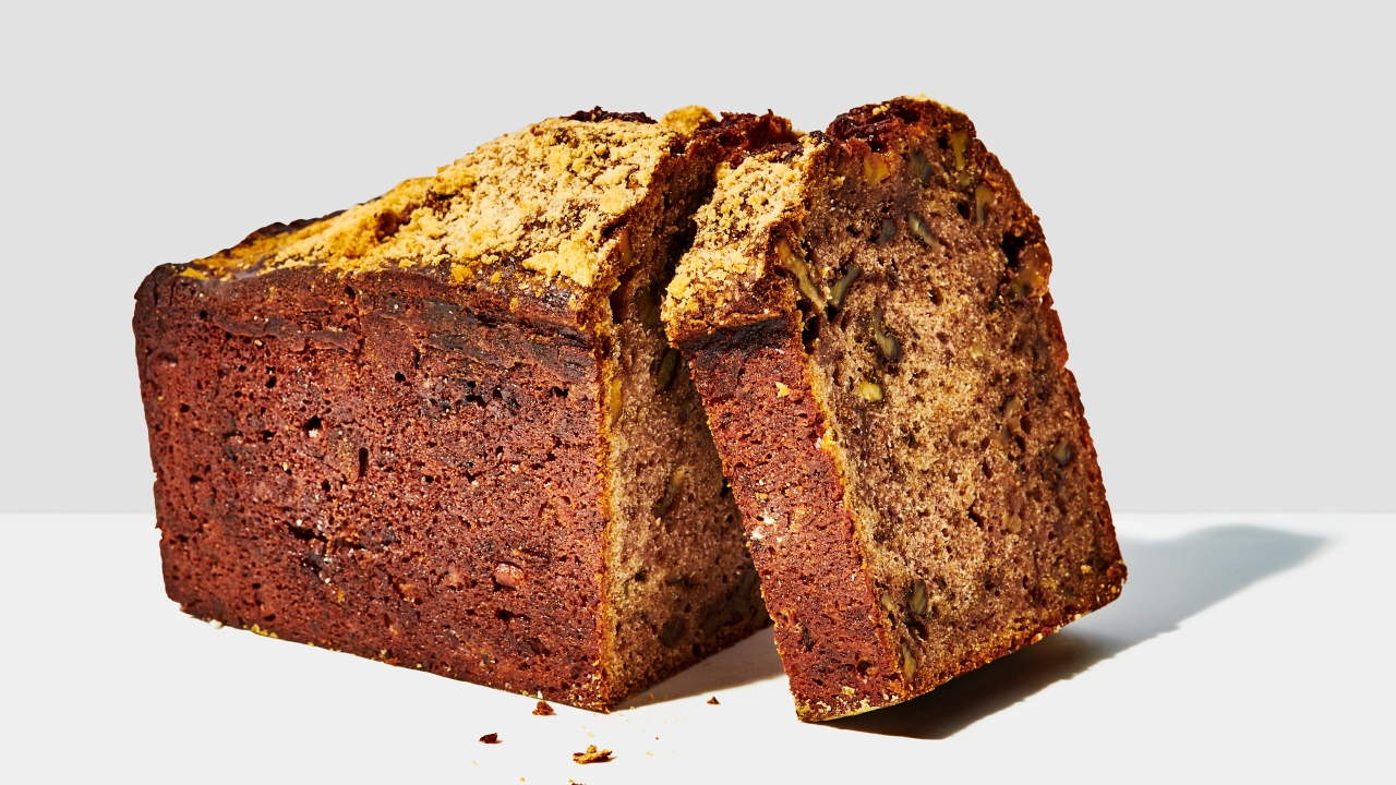 Order Banana Nut Pound Cake food online from Gregorys Coffee store, New York on bringmethat.com