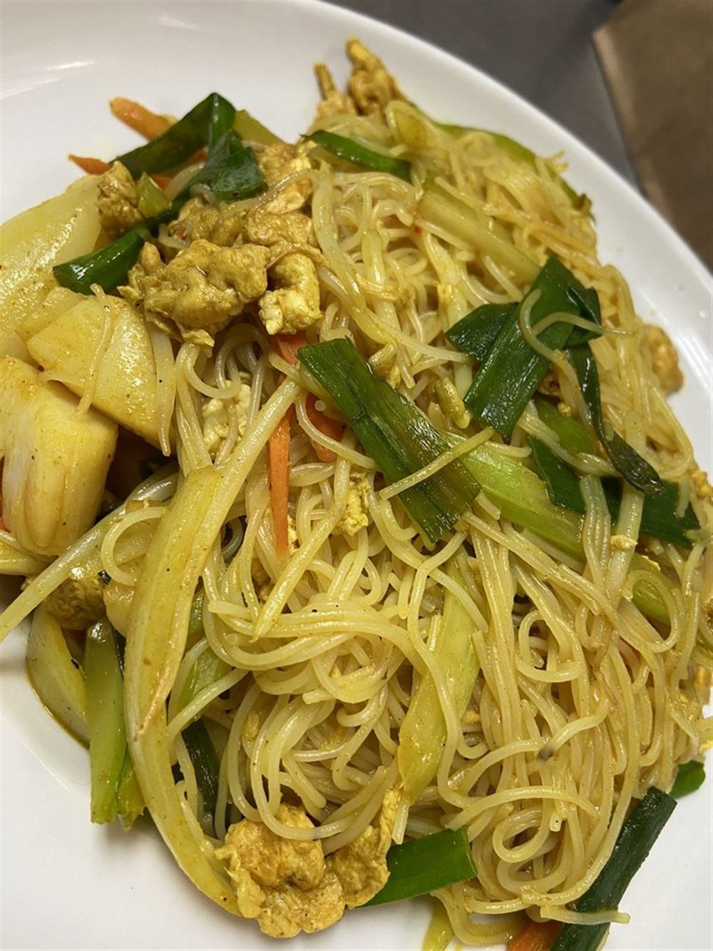 Order Singapore Rice Noodles food online from China Island Asian Grill store, Flower Mound on bringmethat.com