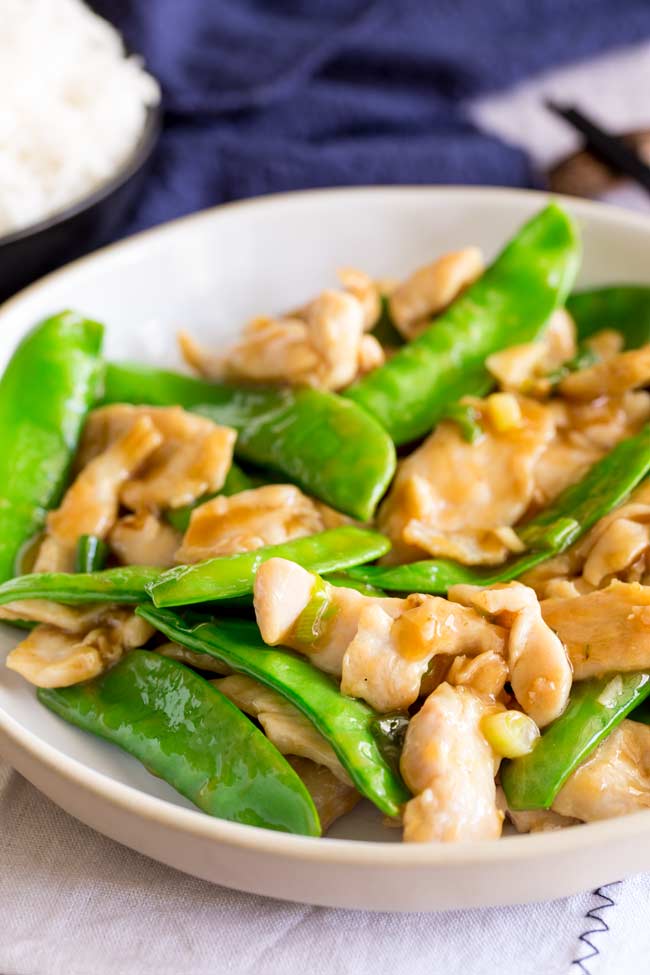 Order Snow Peas with Chicken food online from Hunan Taste store, Springfield on bringmethat.com