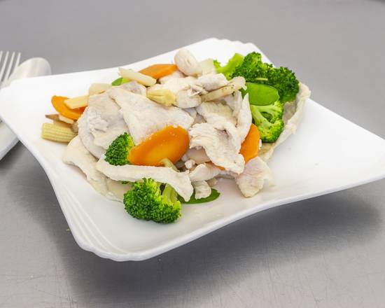 Order D2. Steamed Chicken with Mixed Vegetables Diet food online from Good Taste Restaurant store, Ramsey on bringmethat.com