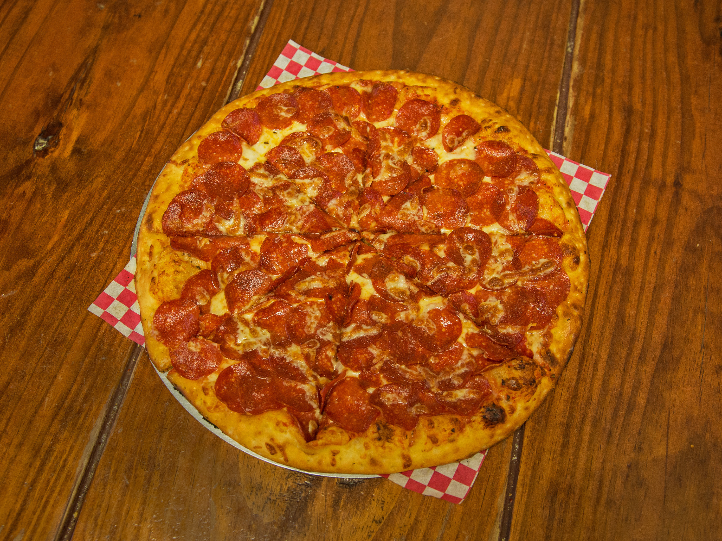 Order Pepperoni Suicide Pizza food online from Milanos Pizzeria store, Nashville on bringmethat.com