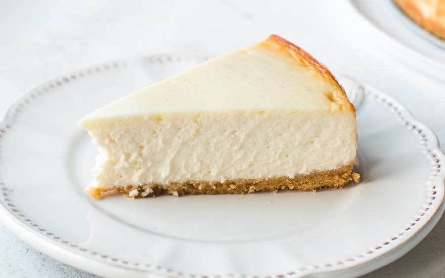 Order Cheese Cake food online from Loon Deli store, Minneapolis on bringmethat.com