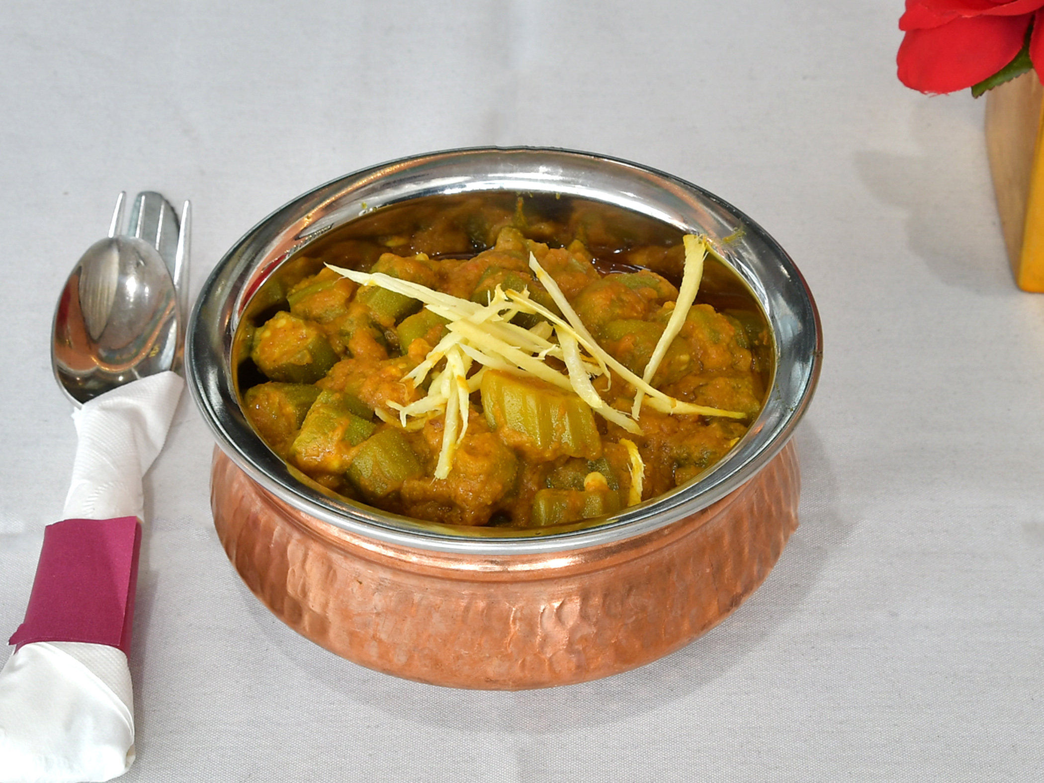 Order Bhindi Masala food online from Taj Mahal Homestyle Indian and Pakistani Cuisine store, Boise on bringmethat.com