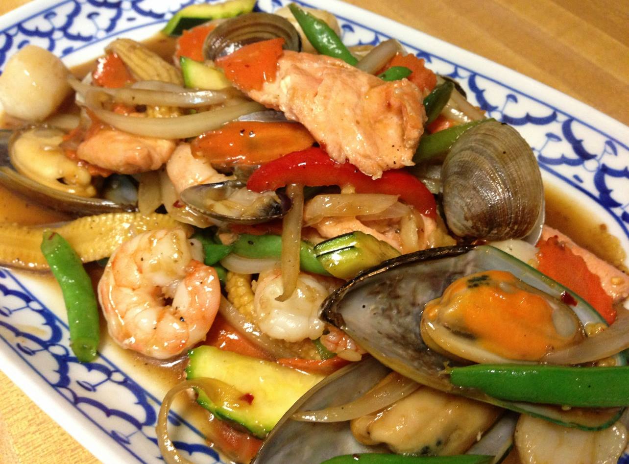 Order Thai Chili's Seafood food online from Thai Chili Restaurant store, Kent on bringmethat.com