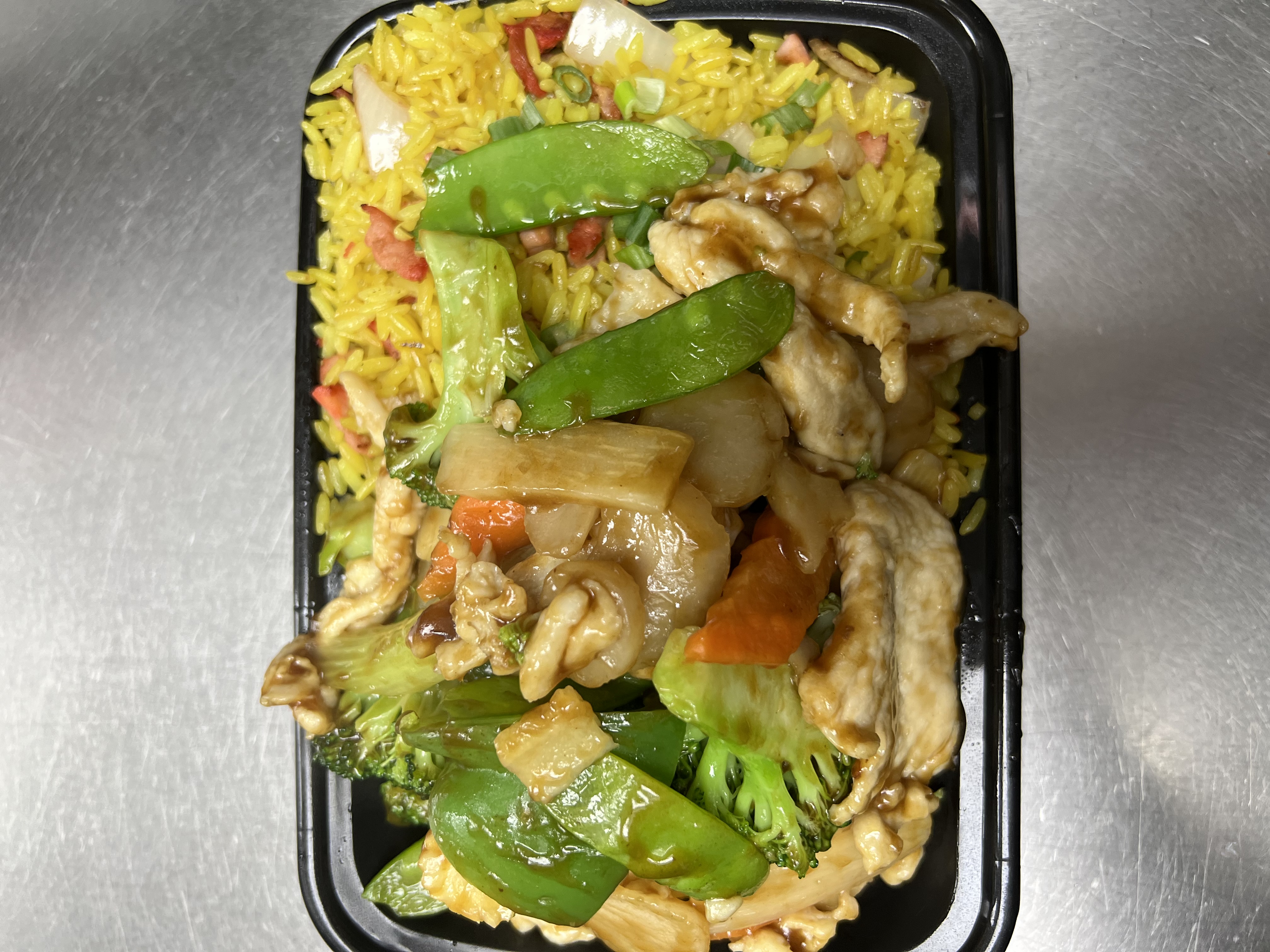 Order C5. Chicken with Mixed Vegetables Combo Special food online from King Chef store, West Haven on bringmethat.com