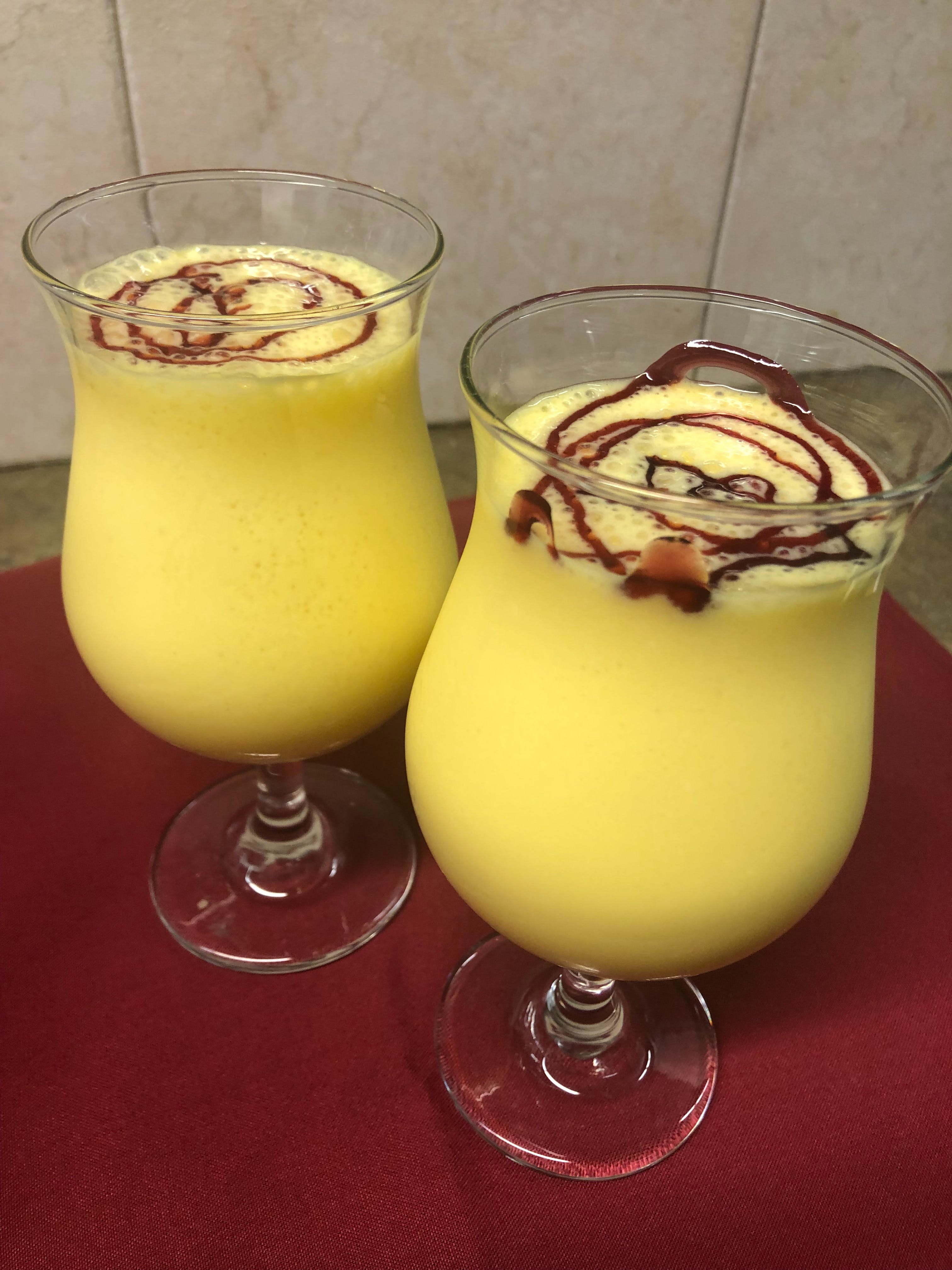 Order Mango Lassi Smoothie food online from i2i Indian Italian Fusion store, Boonton on bringmethat.com