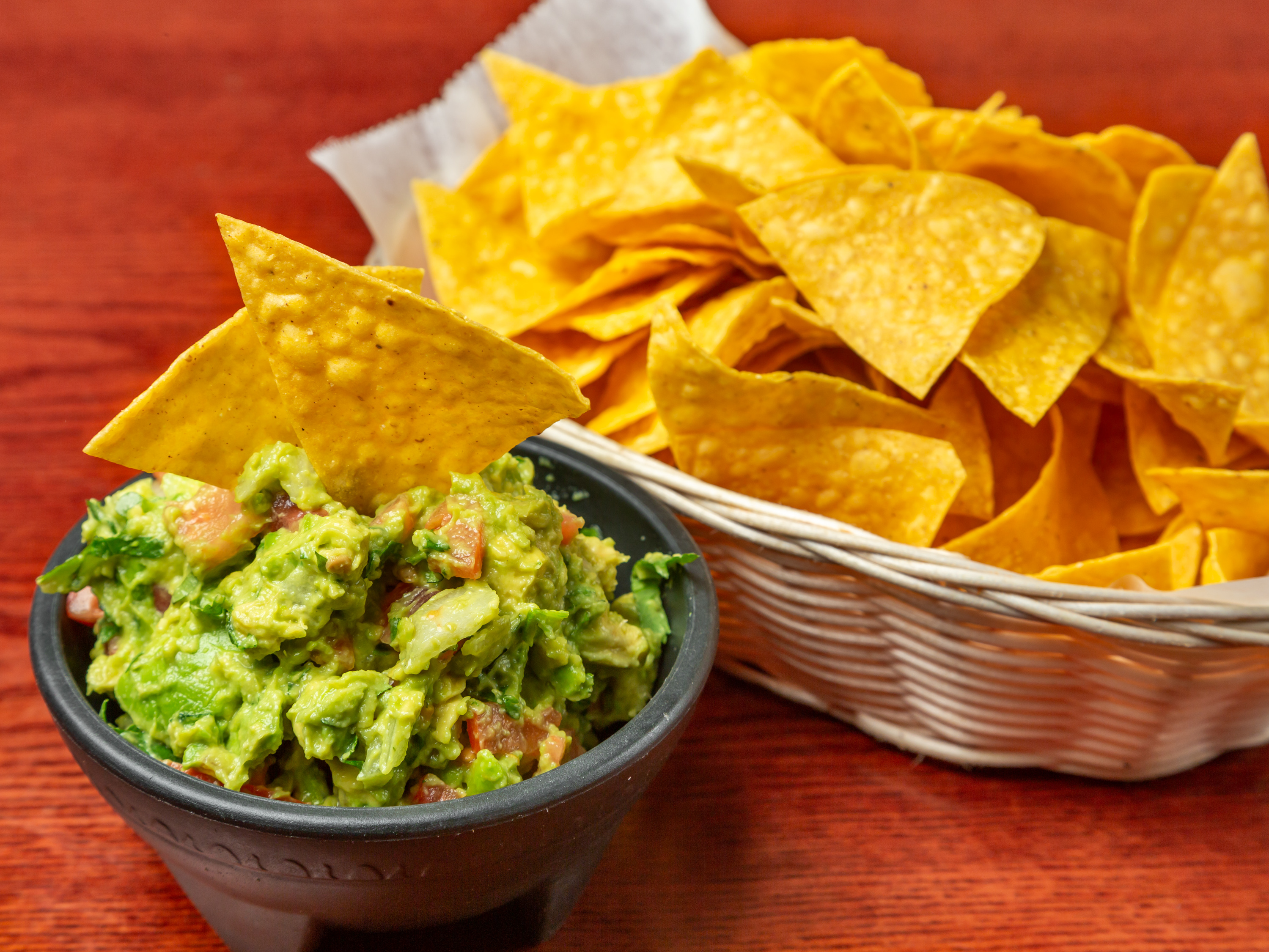 Order Guacamole and Chips food online from Picante Picante store, Bronx on bringmethat.com