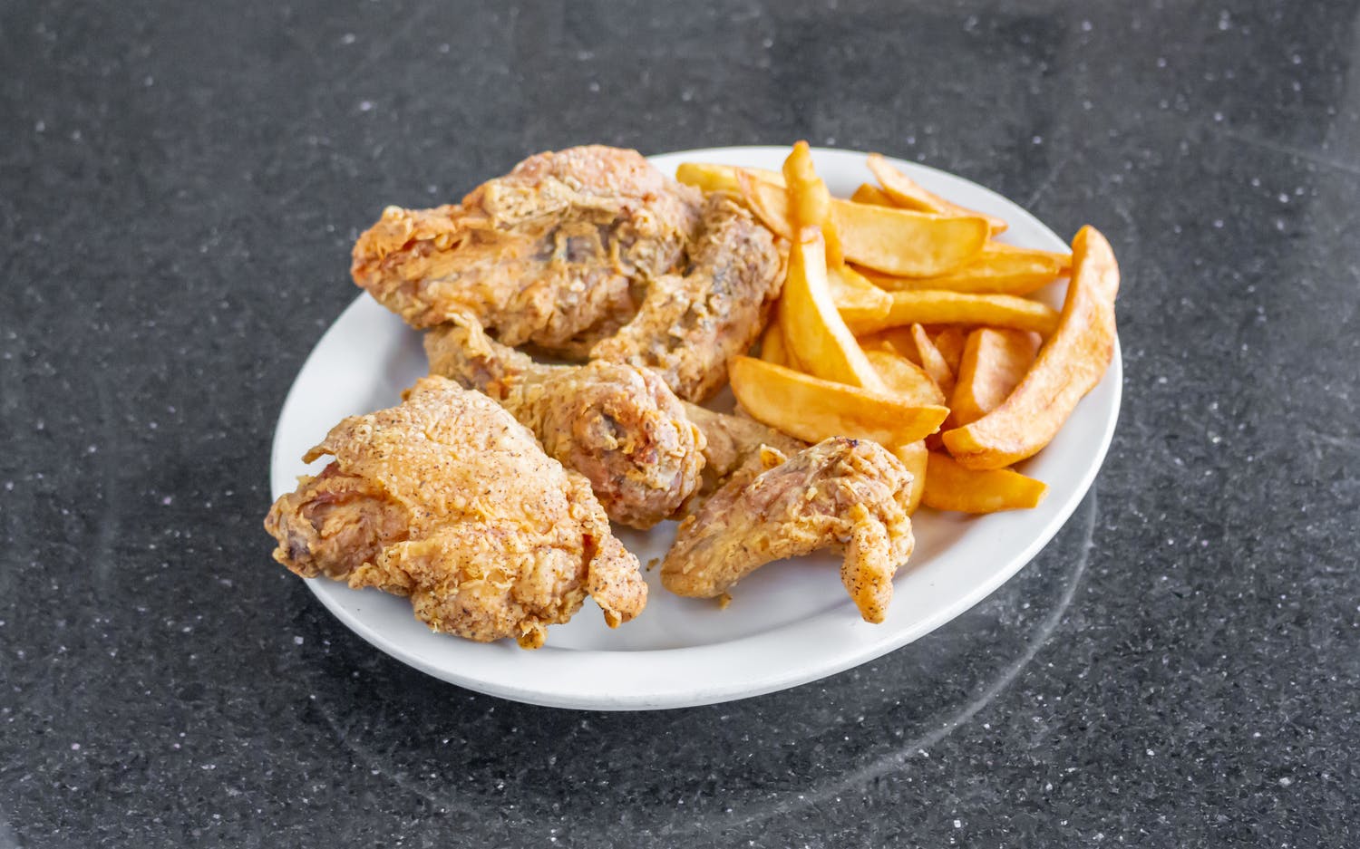 Order 4 Piece Fried Chicken food online from The Art Of Pizza store, Chicago on bringmethat.com