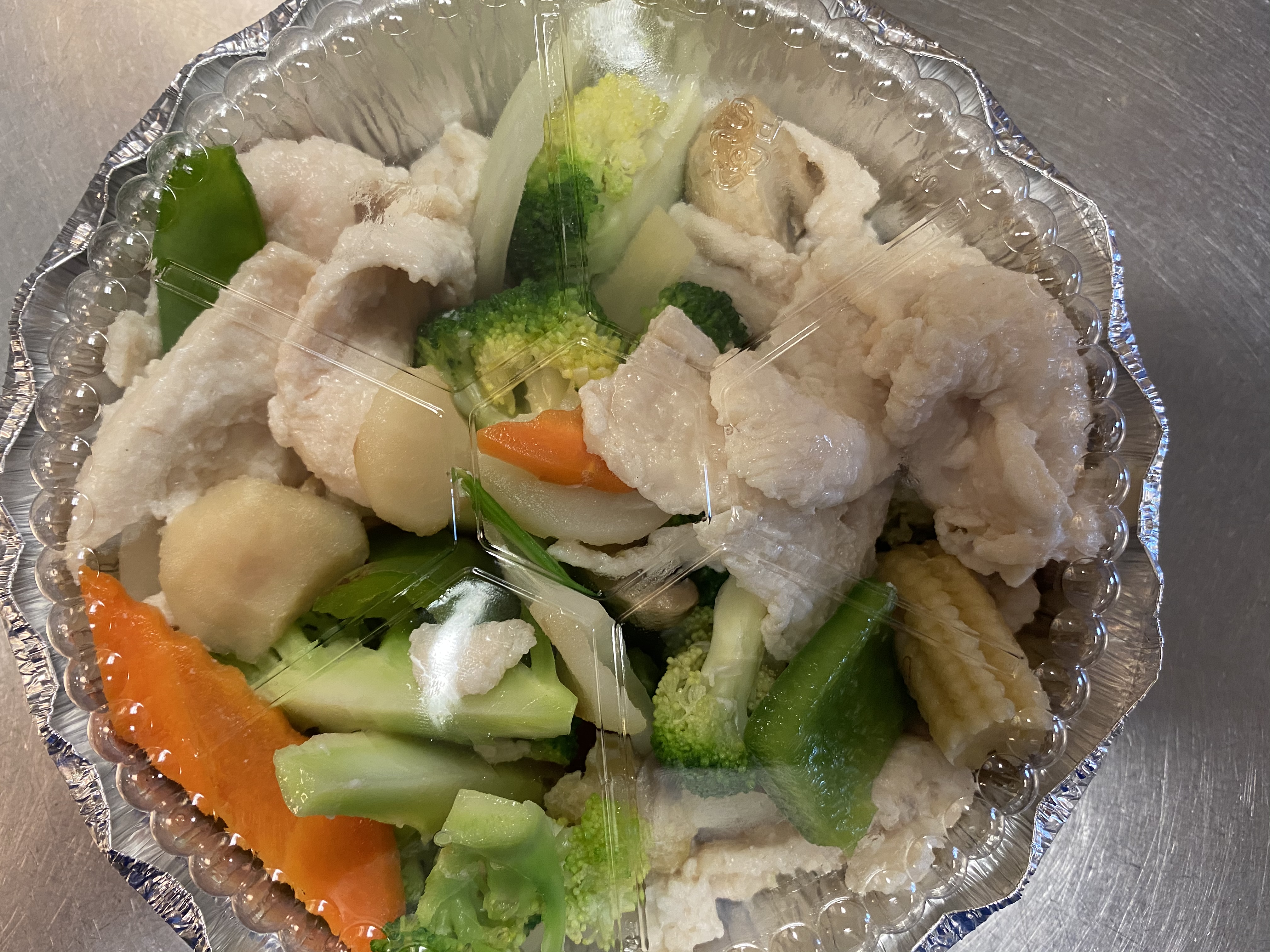 Order D2. Steamed Chicken with Vegetables food online from Lucky Star - Market St. store, Wilmington on bringmethat.com