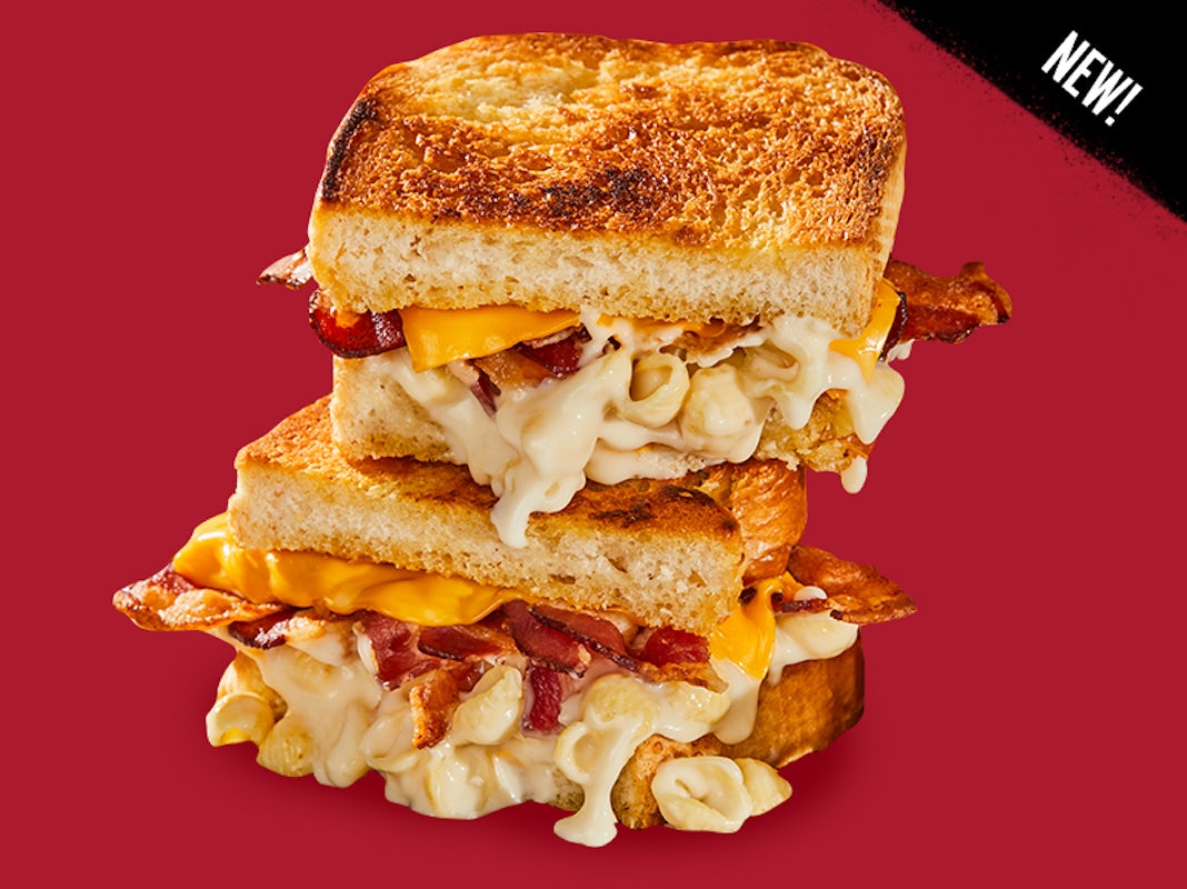 Order Bacon Mac-n-Cheese Sandwich food online from Primanti Bros store, Coraopolis on bringmethat.com