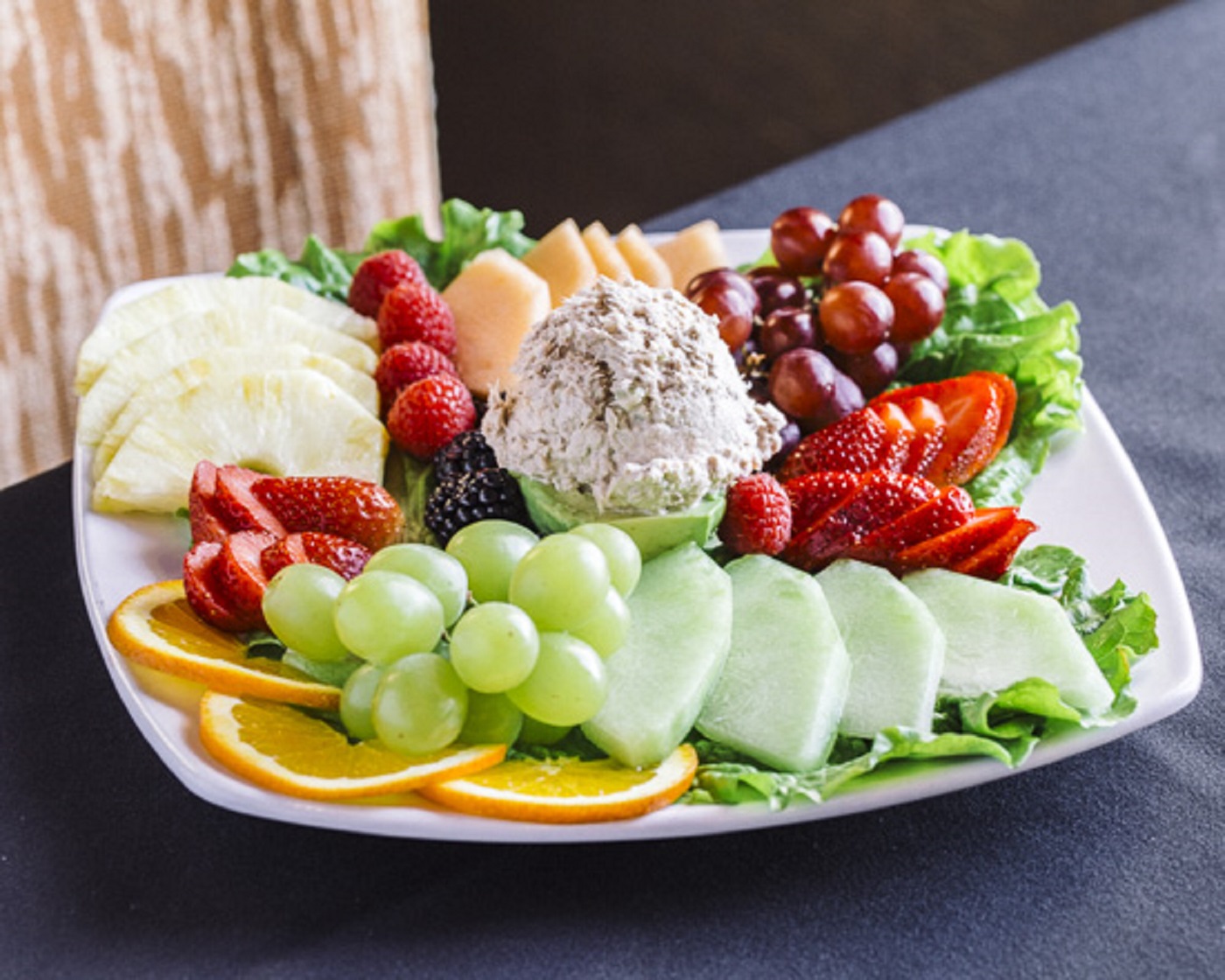 Order Tuna Fruit Plate Lunch food online from Pavilion store, Northbrook on bringmethat.com