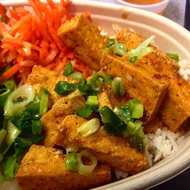 Order Rice Tofu Bowl food online from An Nam Vietnamese Grill store, Marlborough on bringmethat.com