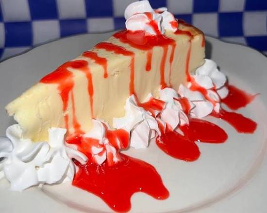 Order Creamy Cheesecake food online from Dunderbak Market Cafe store, Fullerton on bringmethat.com