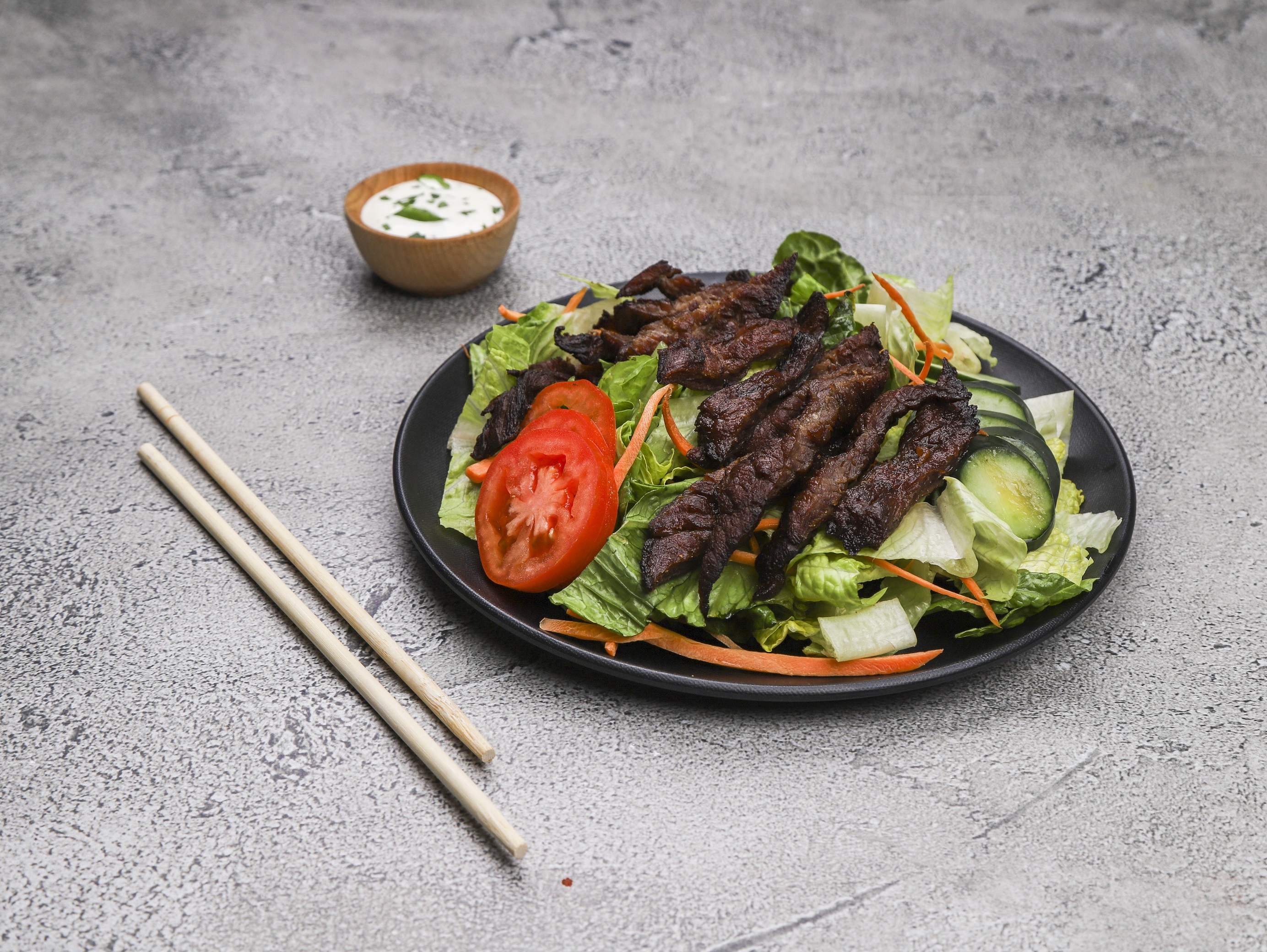 Order 020. Grilled Beef Salad food online from Yen China Cafe store, Garland on bringmethat.com