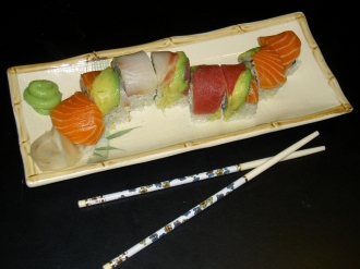 Order R15. Rainbow Roll food online from 88 Chinese & Sushi Sherman Oaks store, Van Nuys on bringmethat.com