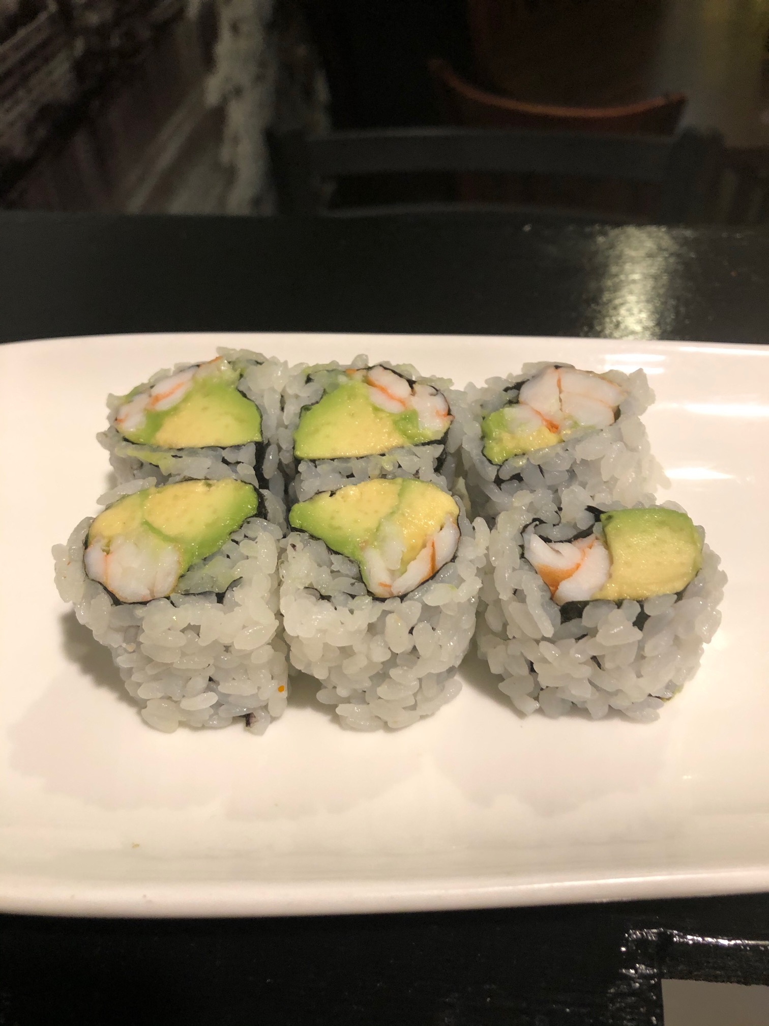 Order Shrimp Avocado Roll food online from Sushi para japanese restaurant store, New York on bringmethat.com