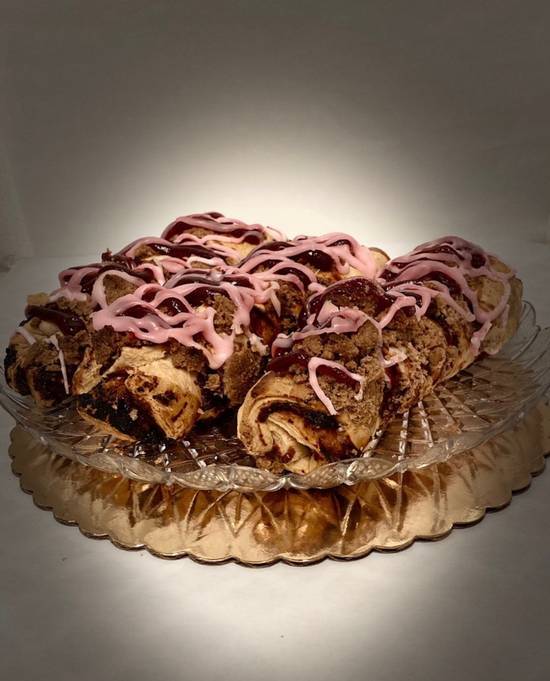 Order Raspberry Cigar Puff Pastry food online from Dortoni Bakery- East Norwich store, East Norwich on bringmethat.com