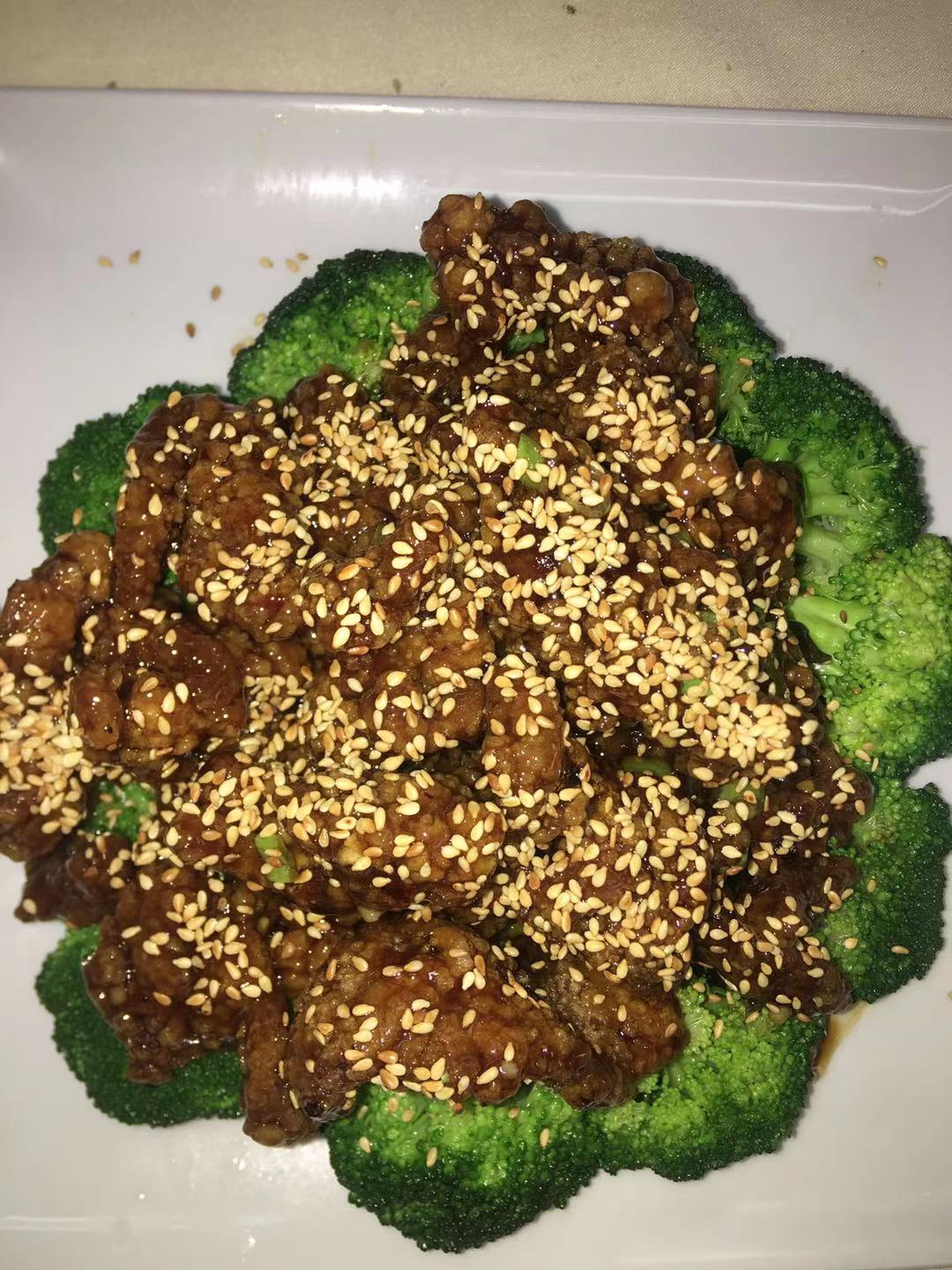 Order 413. Sesame Chicken  food online from Bro Chinese store, New York on bringmethat.com