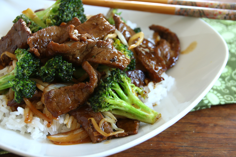 Order 105. Beef with Broccoli food online from Chop Suey King store, Chicago on bringmethat.com
