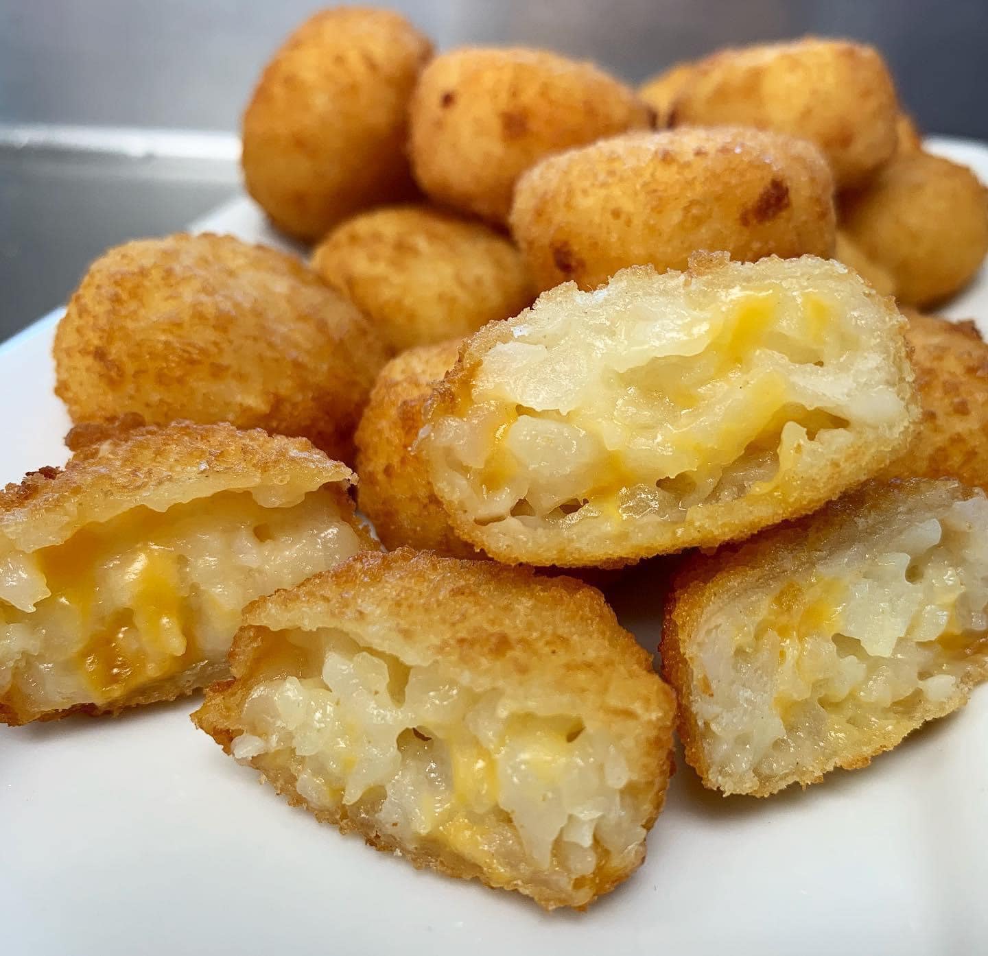 Order Cheese Taters food online from Burger 81 store, Bay City on bringmethat.com