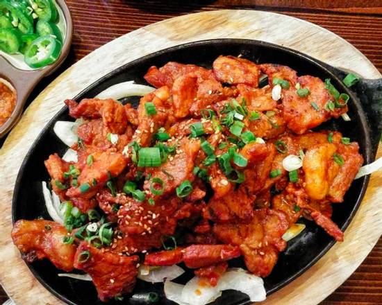 Order Spicy Pork Loin (Maeun Dwaeji Bulgogi) food online from Koreana Restaurant store, Beaverton on bringmethat.com