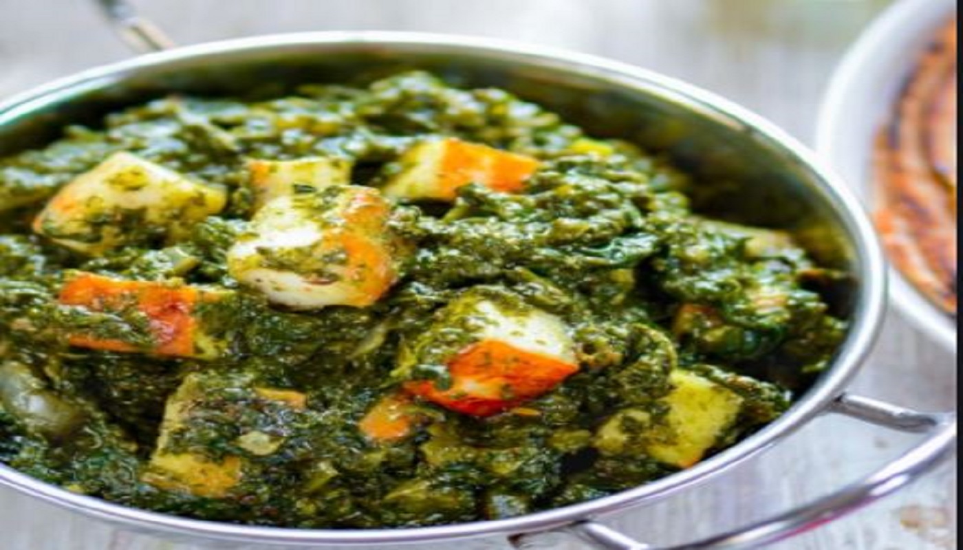 Order Paneer Saag (Spinach) food online from Aroma Indian Cuisine store, Ann Arbor on bringmethat.com