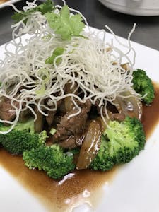 Order Mongolian Beef food online from Siam Terrace store, Urbana on bringmethat.com