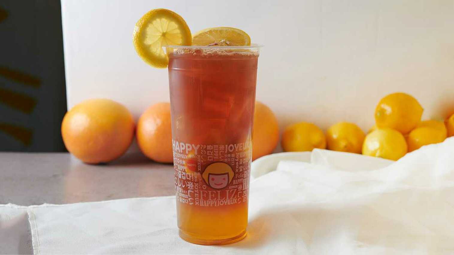Order C2. Freshly Squeezed Lemon Black Tea food online from Happy Lemon store, Pleasant Hill on bringmethat.com