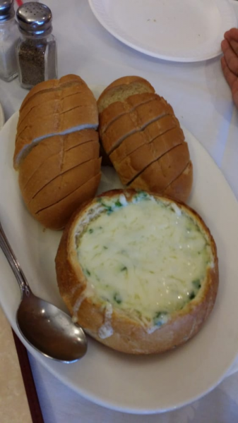 Order Spinach Artichoke Dip food online from Fratelli's Pizza store, North Hills on bringmethat.com