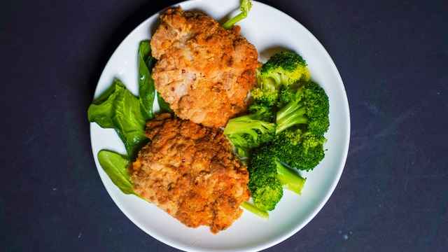 Order Sesame Chicken Thighs food online from Fork to Fit Kitchen store, Mcallen on bringmethat.com