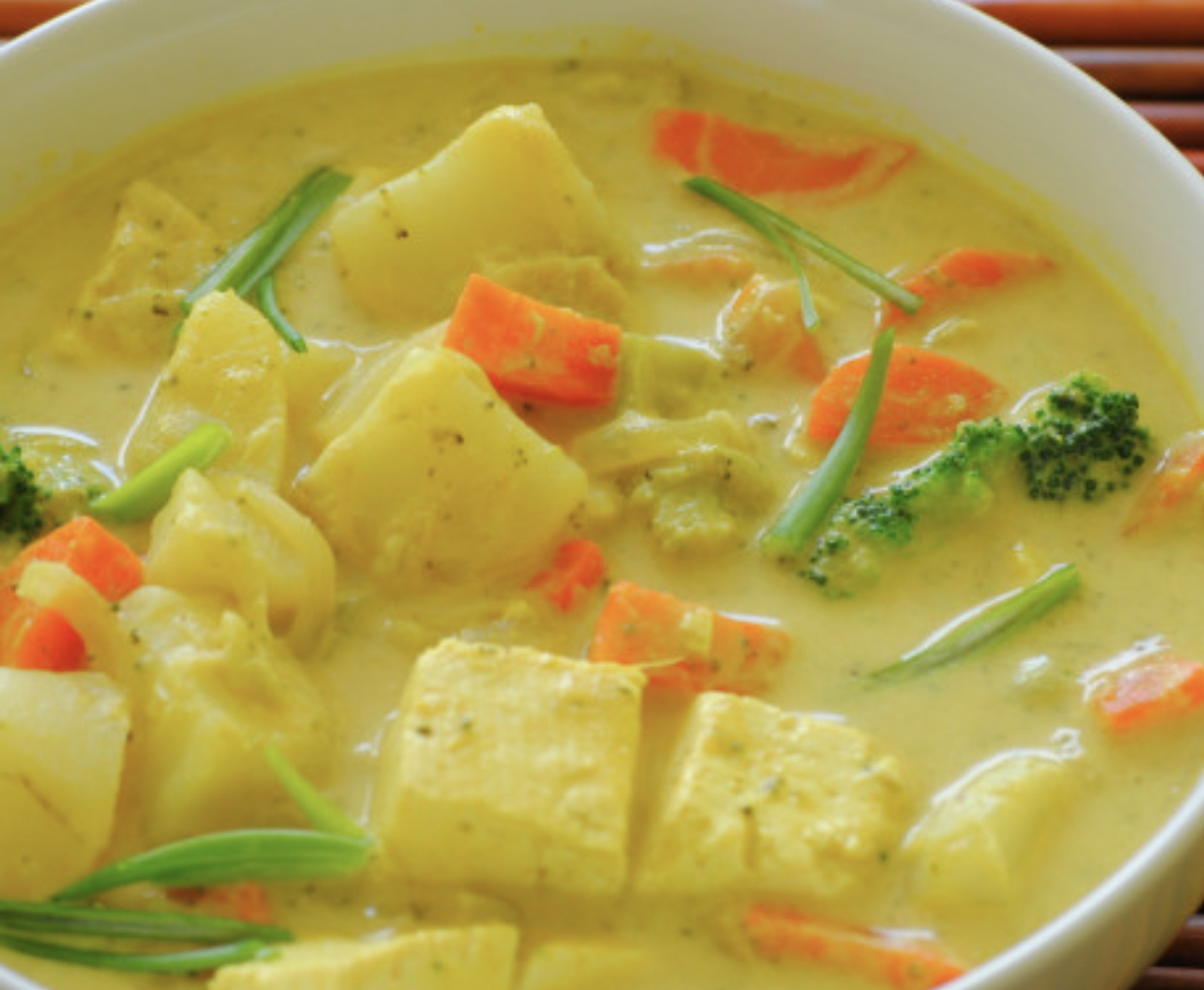 Order Yellow Curry Lunch food online from Haad Thai store, Washington on bringmethat.com