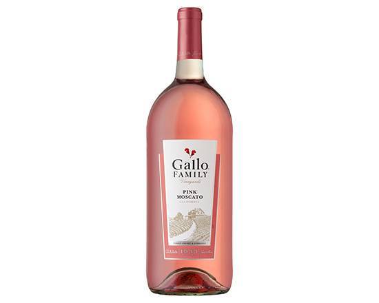 Order Gallo Family Vineyards Pink Moscato, 1.5L blush wine (10.0% ABV) food online from Signal Liquor store, Signal Hill on bringmethat.com