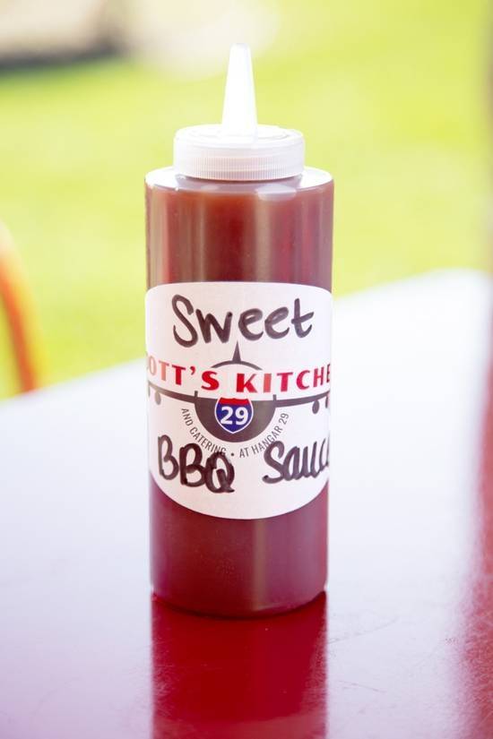 Order BBQ Sauce food online from Scott's Kitchen and Catering at Hangar 29 store, Kansas City on bringmethat.com