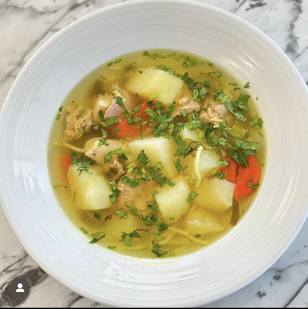 Order Chicken Soup food online from Paradise Pastry & Cafe store, Glendale on bringmethat.com