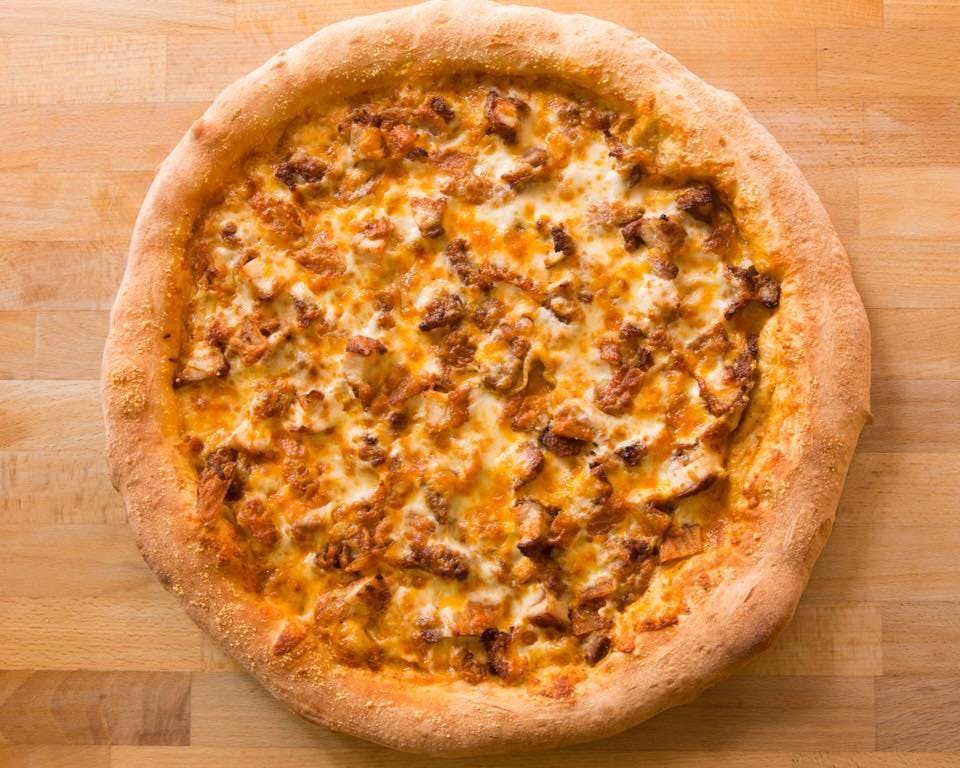 Order Buffalo Chicken Pizza - Small 10'' food online from Pizza Romano store, Pittsburgh on bringmethat.com
