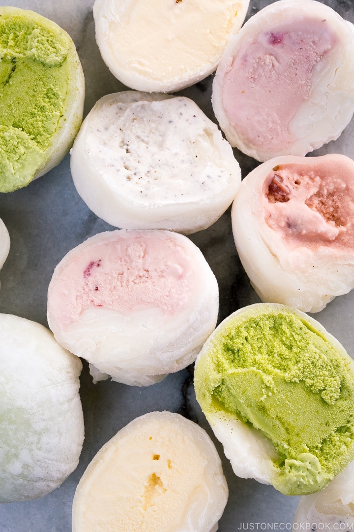 Order D1 Mochi Ice cream food online from Sushi Too store, Pittsburgh on bringmethat.com