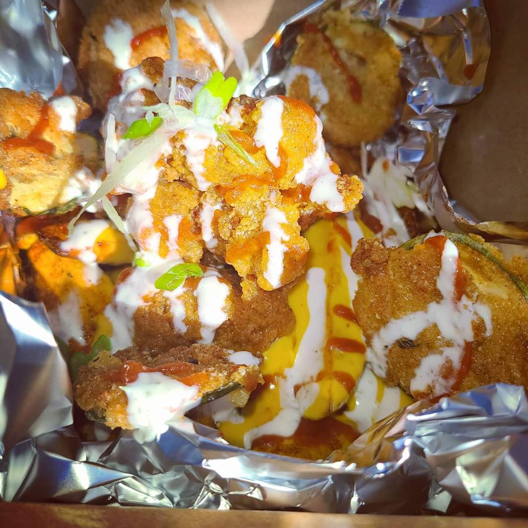 Order Buffalo Chicken Loaded Fries   food online from Everything Between Bunzz store, Oakland on bringmethat.com