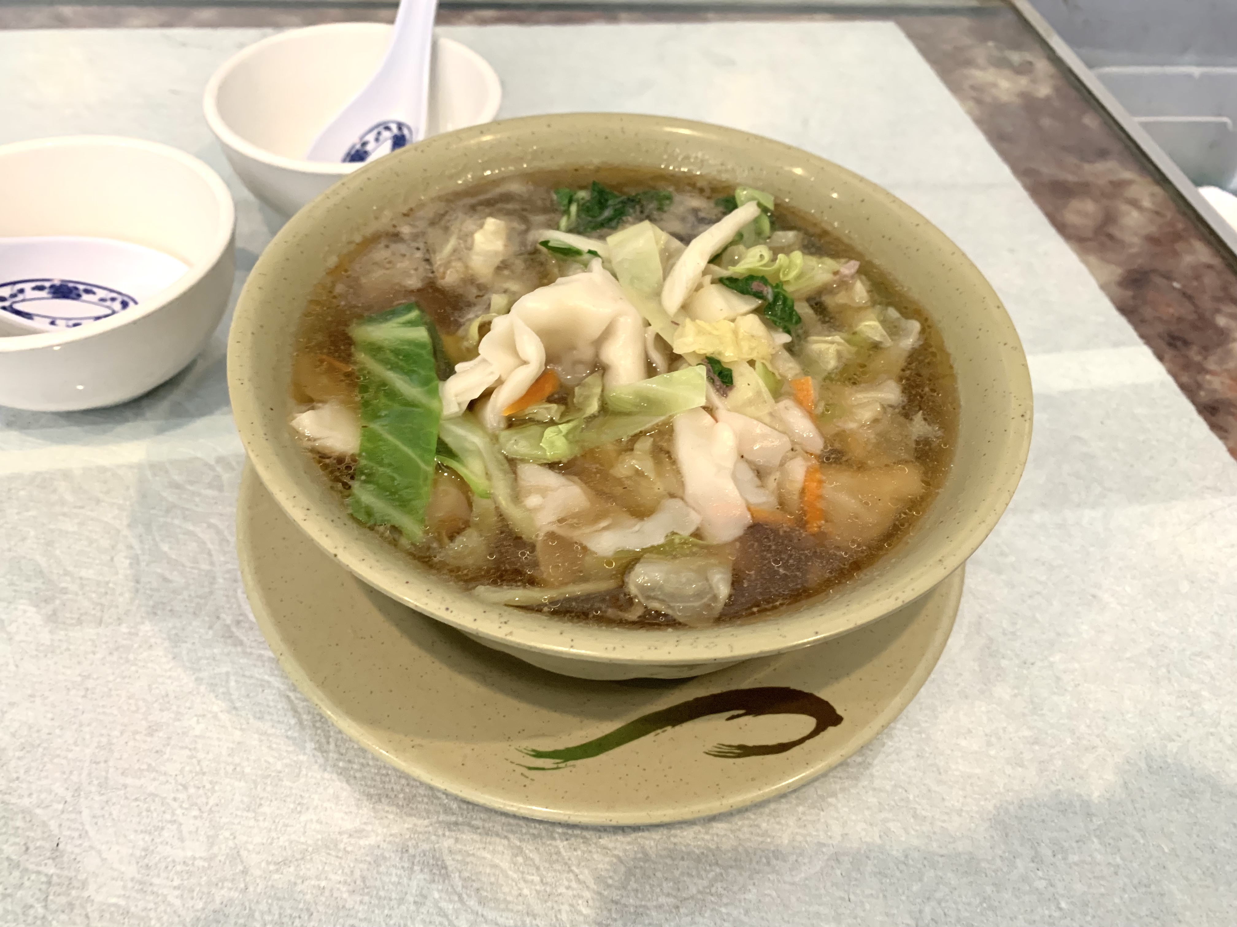 Order Won Ton Soup food online from Hong Kong Restaurant store, Manteca on bringmethat.com