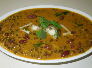 Order Daal Makhani (Black Lentils) food online from Star of India store, Ferndale on bringmethat.com