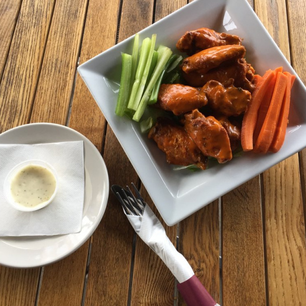 Order Buffalo Wings food online from Golden Crust Pizzeria store, Chicago on bringmethat.com