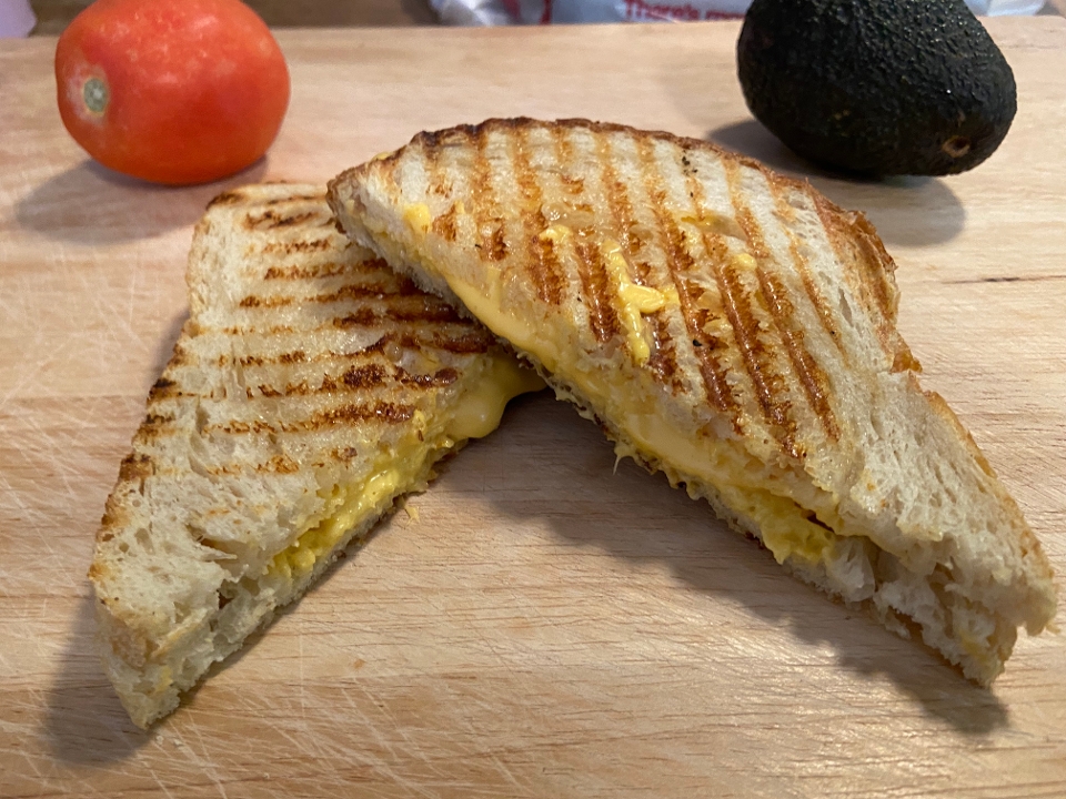 Order Kid's American Grilled Cheese food online from Deli-icious store, San Diego on bringmethat.com